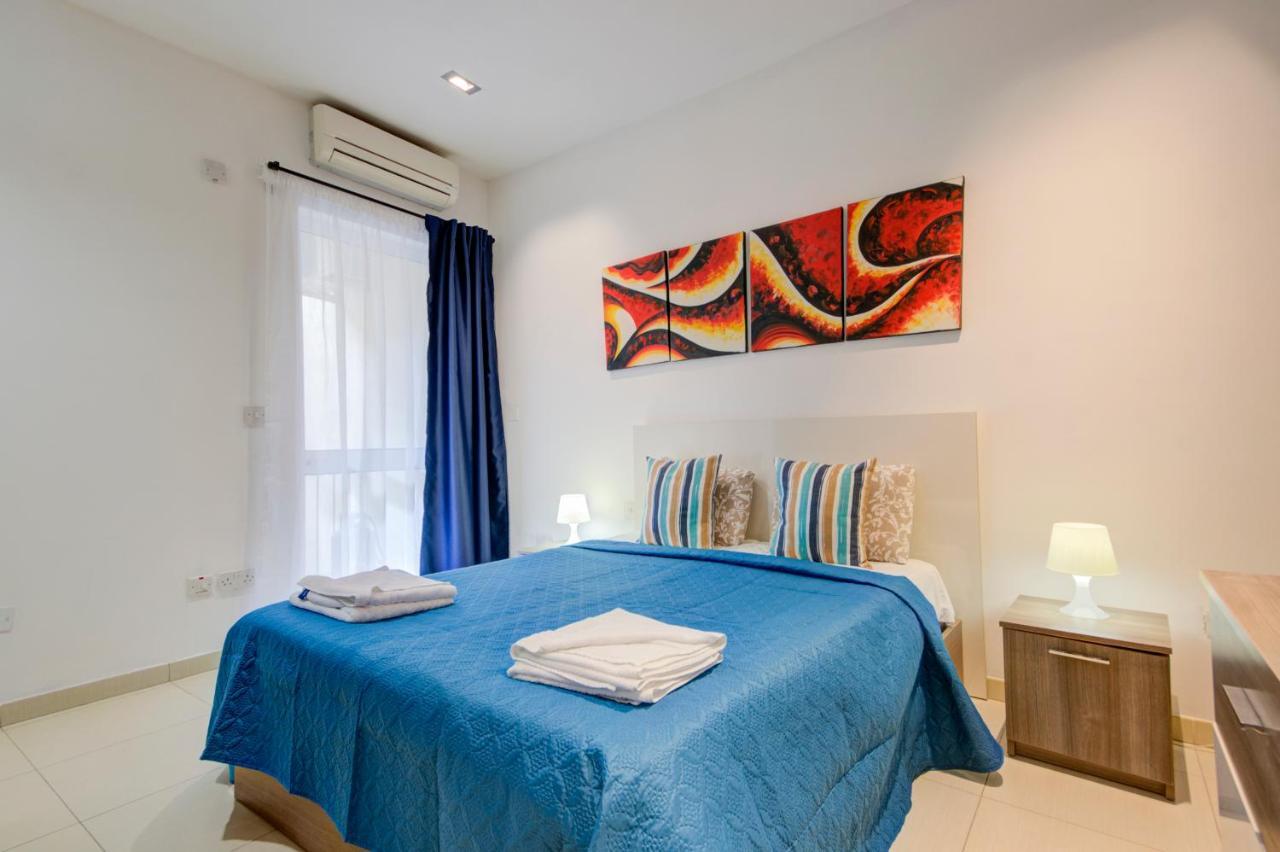 St Julians 2 Bedroom Apartment With Commanding Seaviews By Shortletsmalta San Ġiljan Exterior foto